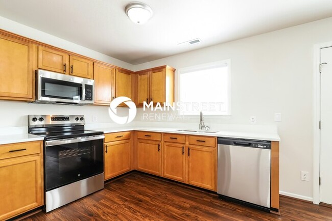 Building Photo - 540 Lakewood Glen Ct