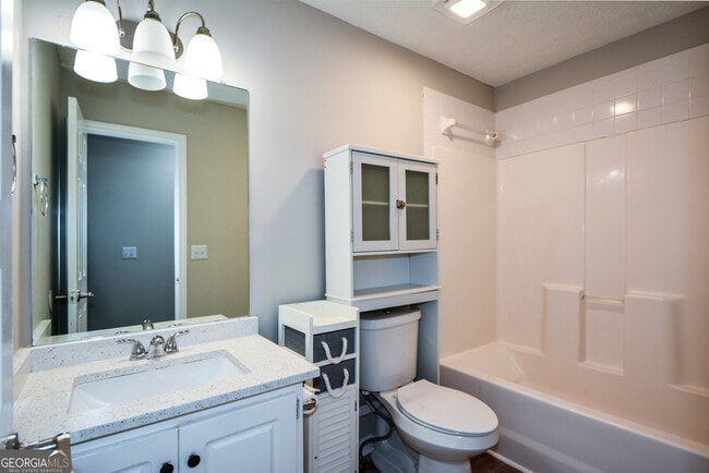 Building Photo - 4209 Reeshemah St