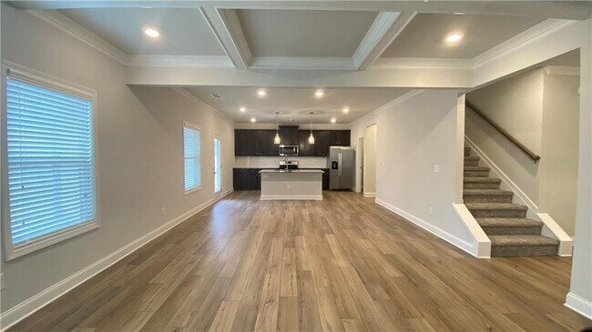 Building Photo - 4587 Silver Oak Dr SW