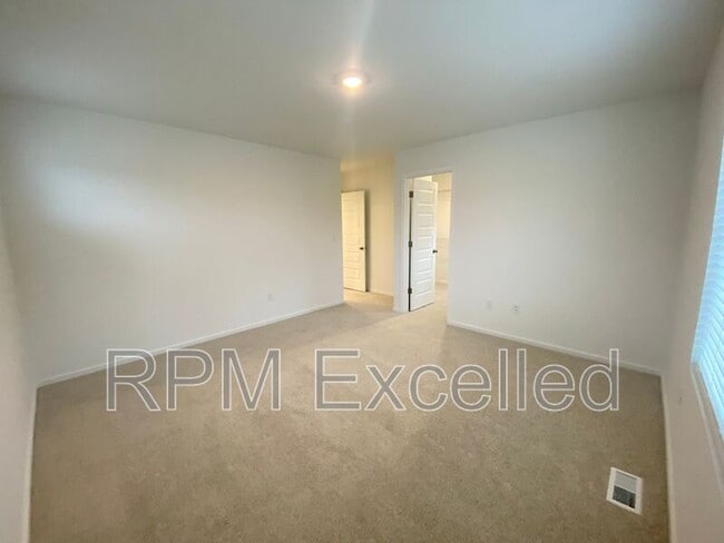 Building Photo - 14539 203rd Ave E