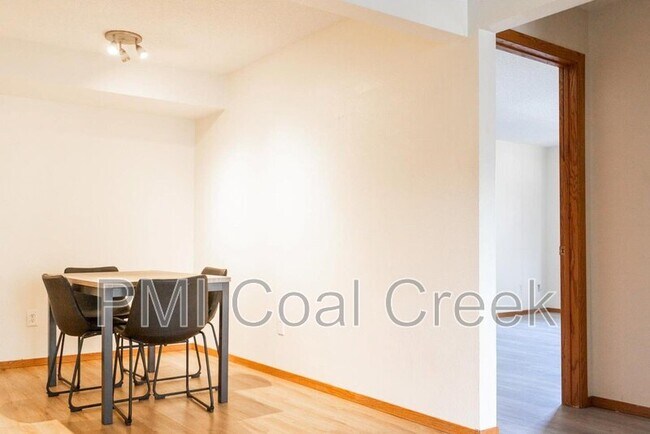 Building Photo - 2902 Shadow Creek Dr