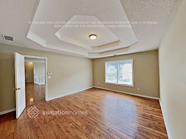 Building Photo - 5750 Newnan Cir