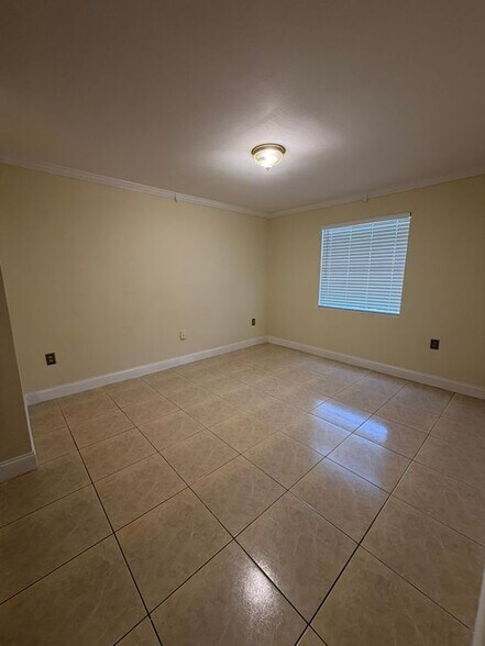 Building Photo - 3020 Parkway Blvd