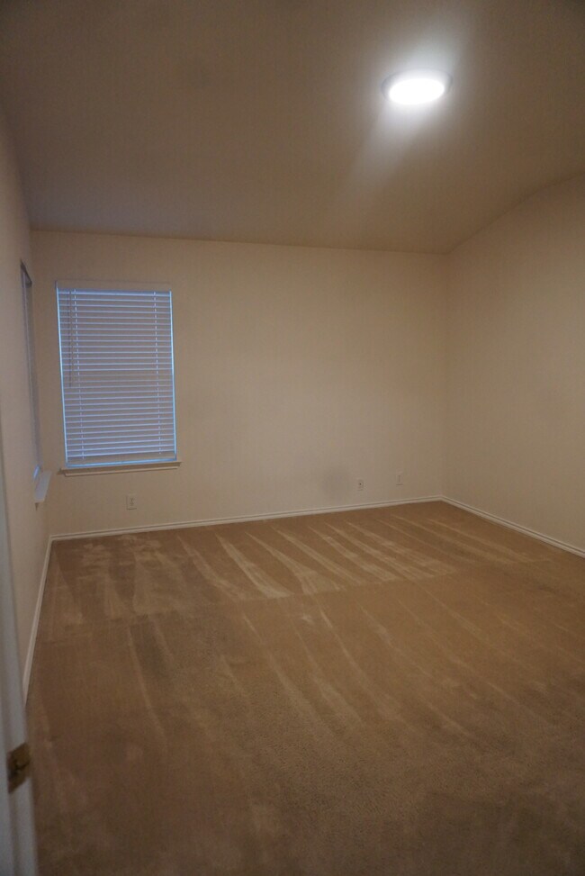 Main Bedroom - 9618 Mustang Mesa