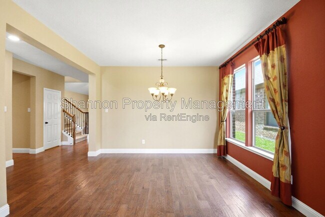 Building Photo - 11119 Hayden Falls Dr