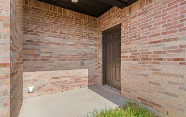 Building Photo - 1117 W Escondido Ln