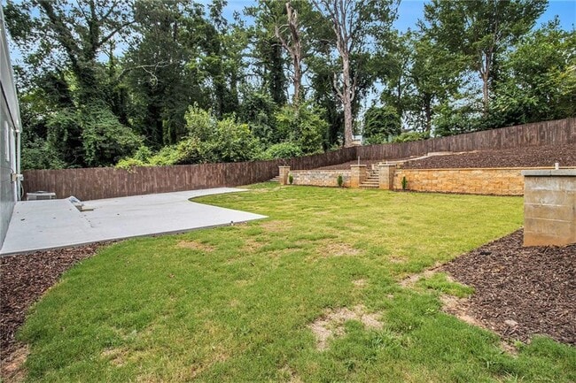 Building Photo - 639 Rufus Henderson Dr