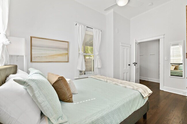 Building Photo - 17 Old Mission Ave