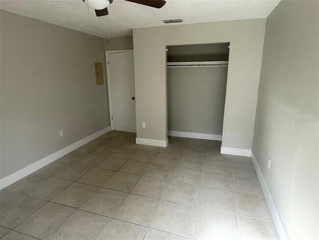 Building Photo - 7322 Janczlik Dr