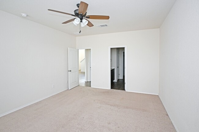 Building Photo - 138 Buttercup Bnd
