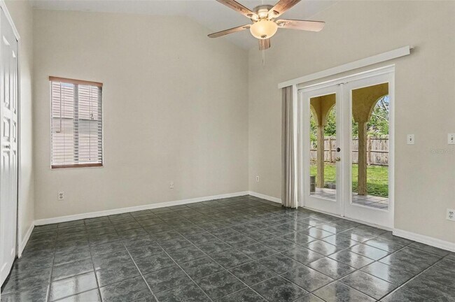 Building Photo - 1061 Manigan Ave