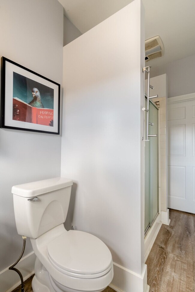 Building Photo - 4004 SE Division St