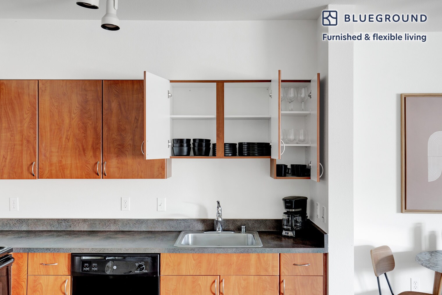 Building Photo - 250 Bellevue Way NE