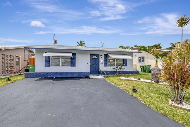 Building Photo - 4901 NW 27th Way