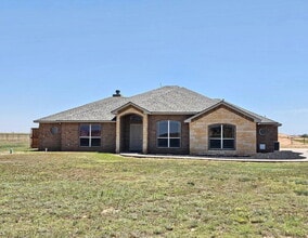 Building Photo - 20009 FM2192