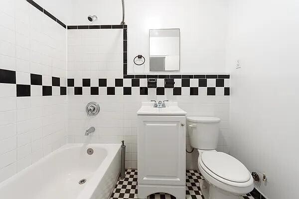 Building Photo - 411 W 54th St