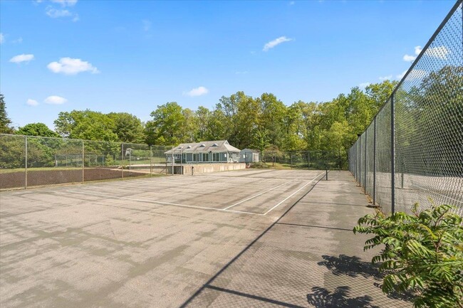 Building Photo - 7 Swift Ln