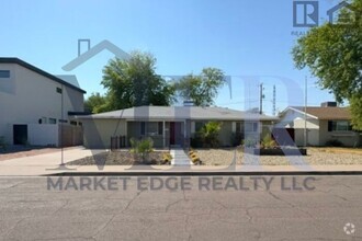 Building Photo - 3Bed/2Bath House-64th St/ Indian School! N...