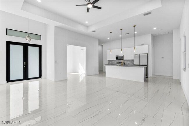 Building Photo - 4112 2nd St SW