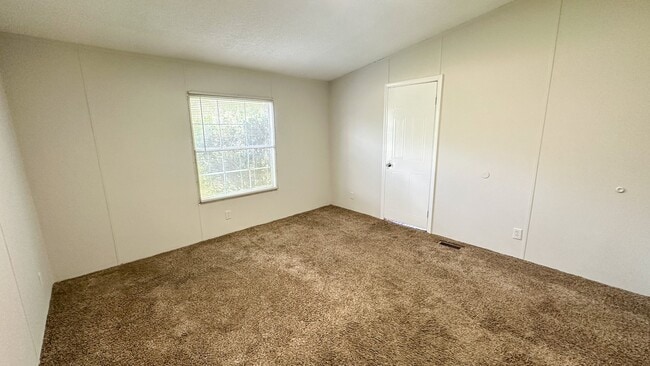 Building Photo - 16487 Brittany Way