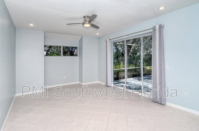 Building Photo - 607 Oak River Ct