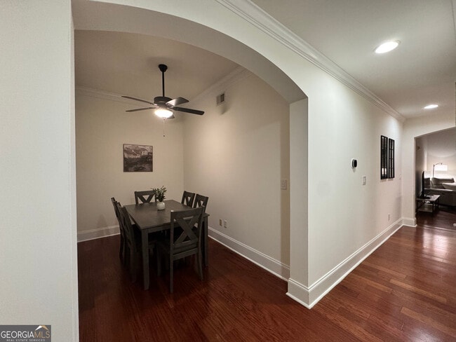 Building Photo - 2277 Peachtree Rd NE