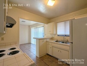 Building Photo - 711 N 6th Ave