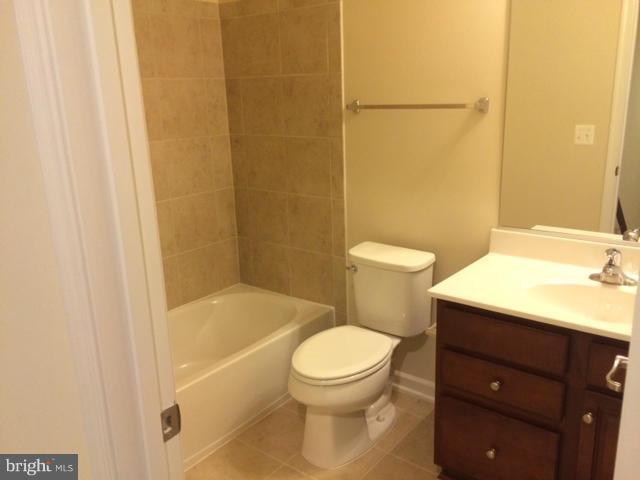 Building Photo - 25631 Pleasant Valley Rd