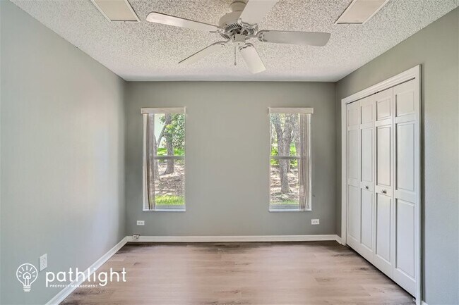 Building Photo - 3037 Overview Lane