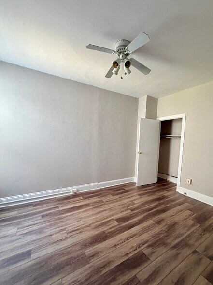 Building Photo - 4047 Sansom St