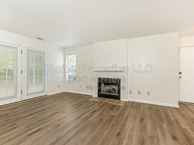 Building Photo - 6701 Bevington Ridge Rd