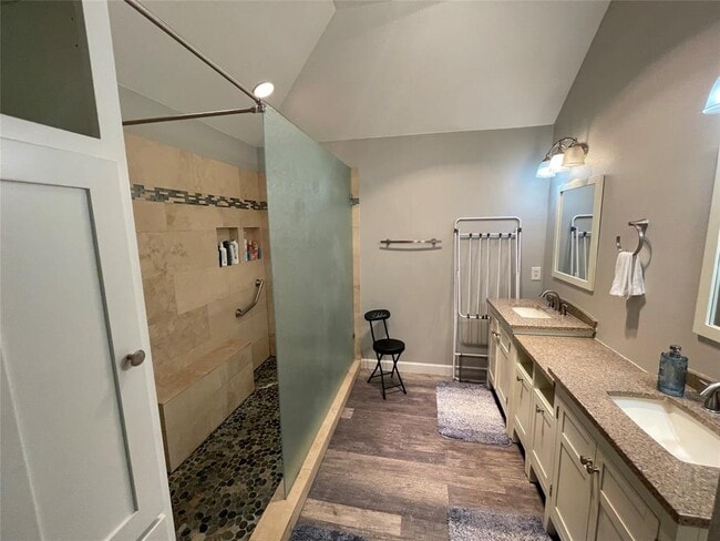 Building Photo - 3023 Bent Tree Loop