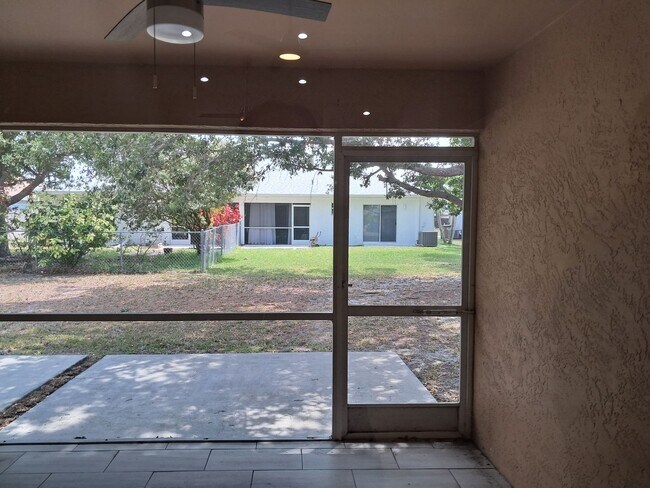 Building Photo - Priced to Rent!!!