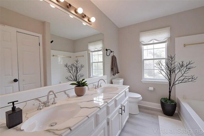 Building Photo - 15918 Pinyon Creek Dr