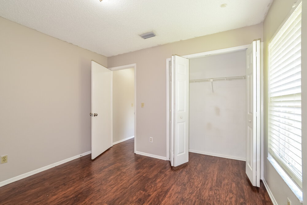 Building Photo - 1176 Countrywind Dr
