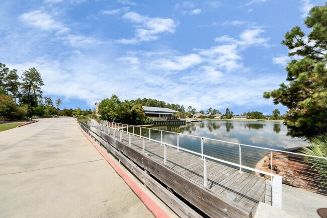 Building Photo - 17770 Misty Brk Ln