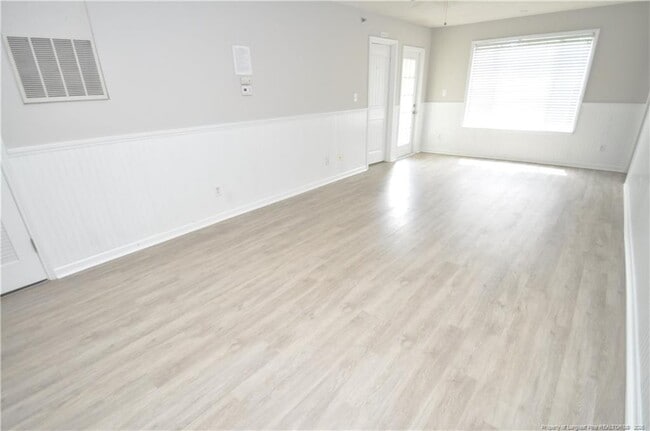 Building Photo - 1500 Graduate Ln