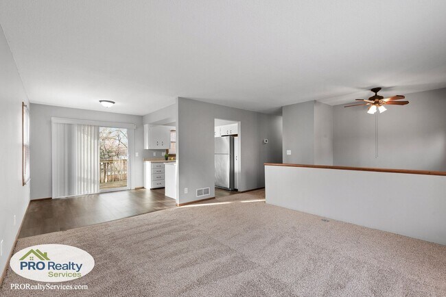 Building Photo - 3 Bedroom House in Oakdale