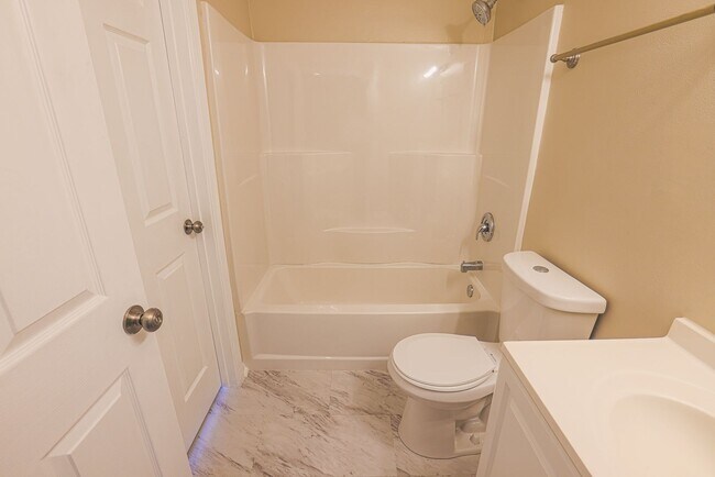 Building Photo - 2509 Merrick Ct