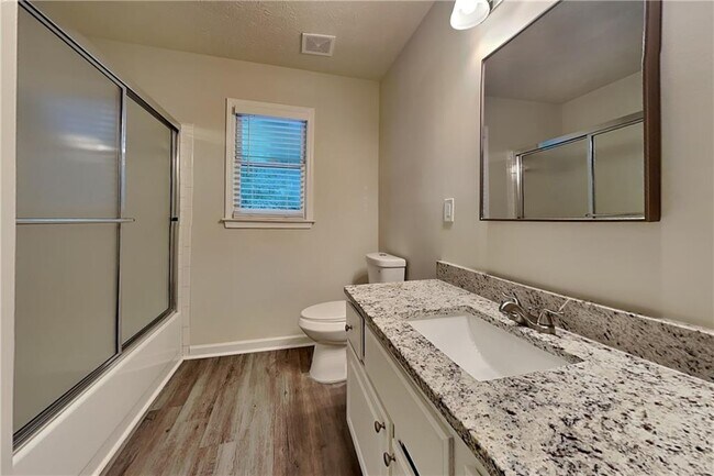 Building Photo - 3960 Windy Shore Dr