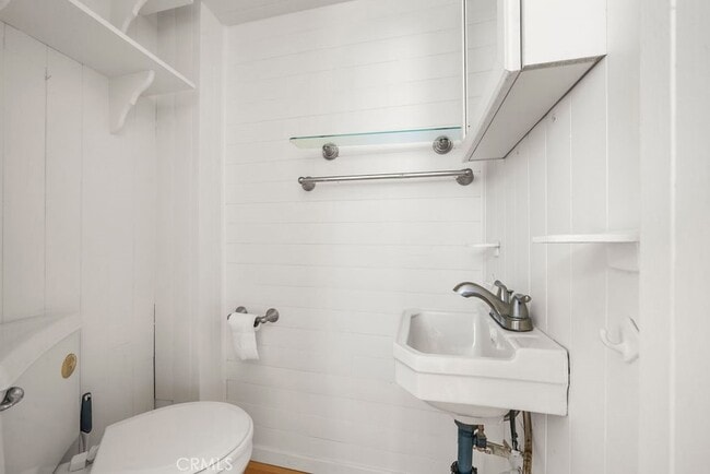 Building Photo - 170 McAulay Pl