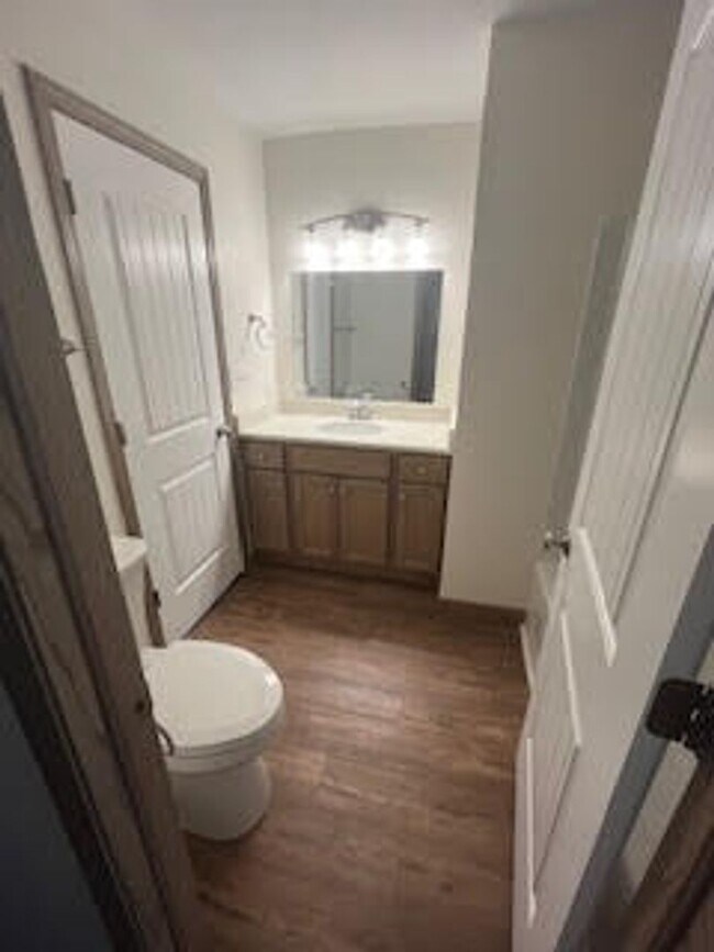 Building Photo - 486 S. Kaser