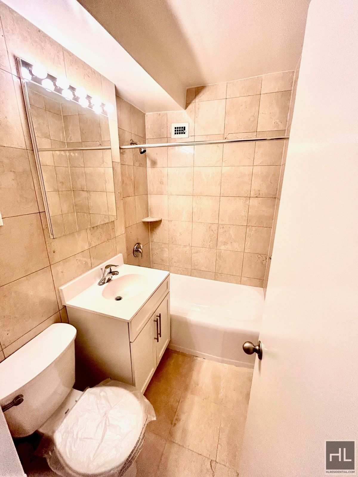 Building Photo - East 79th Street