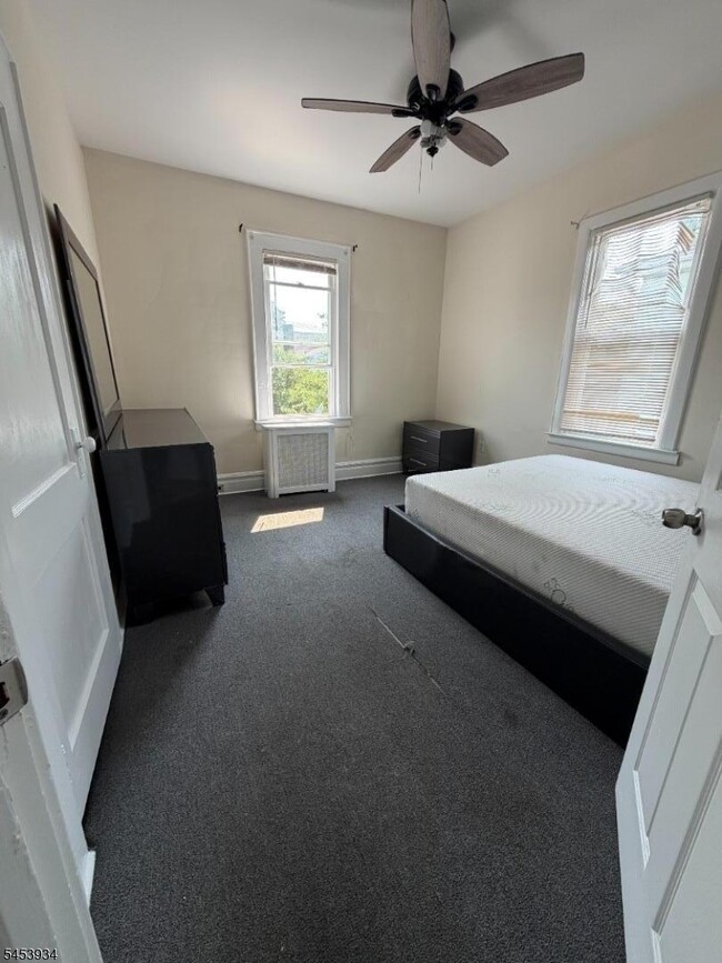 Building Photo - 268 Ampere Pkwy