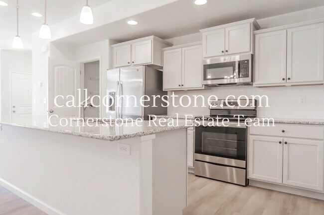 Building Photo - 1092 Petra Heights