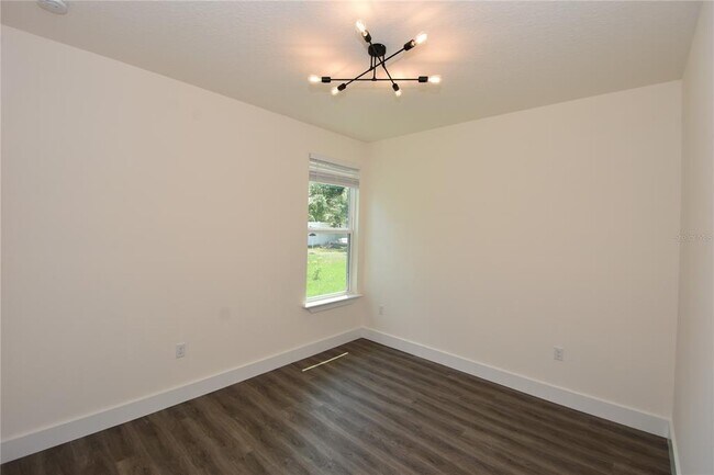 Building Photo - 100 White Hall Dr