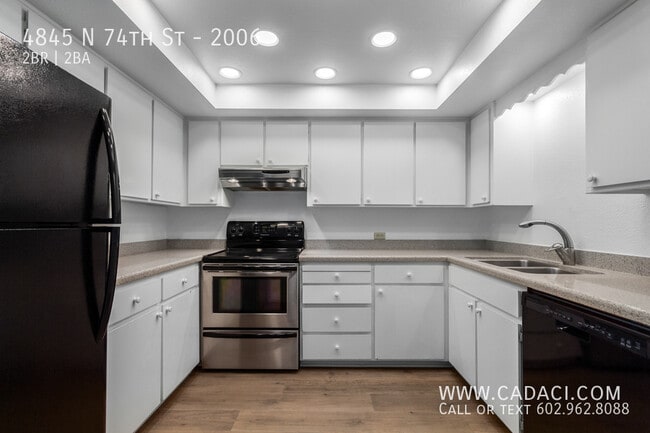 Building Photo - 4845 N 74th St