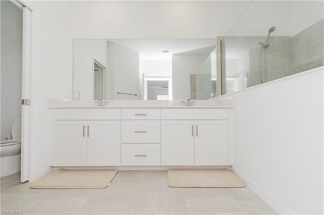 Building Photo - 5680 Melbourne Ct