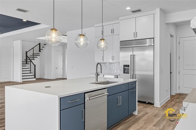 Building Photo - 9226 Santorini Dr