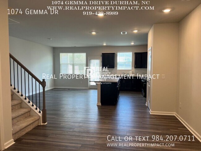 Building Photo - 1074 Gemma Dr
